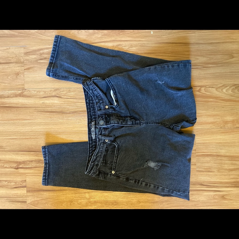 White Fable Crop Distressed Jean
